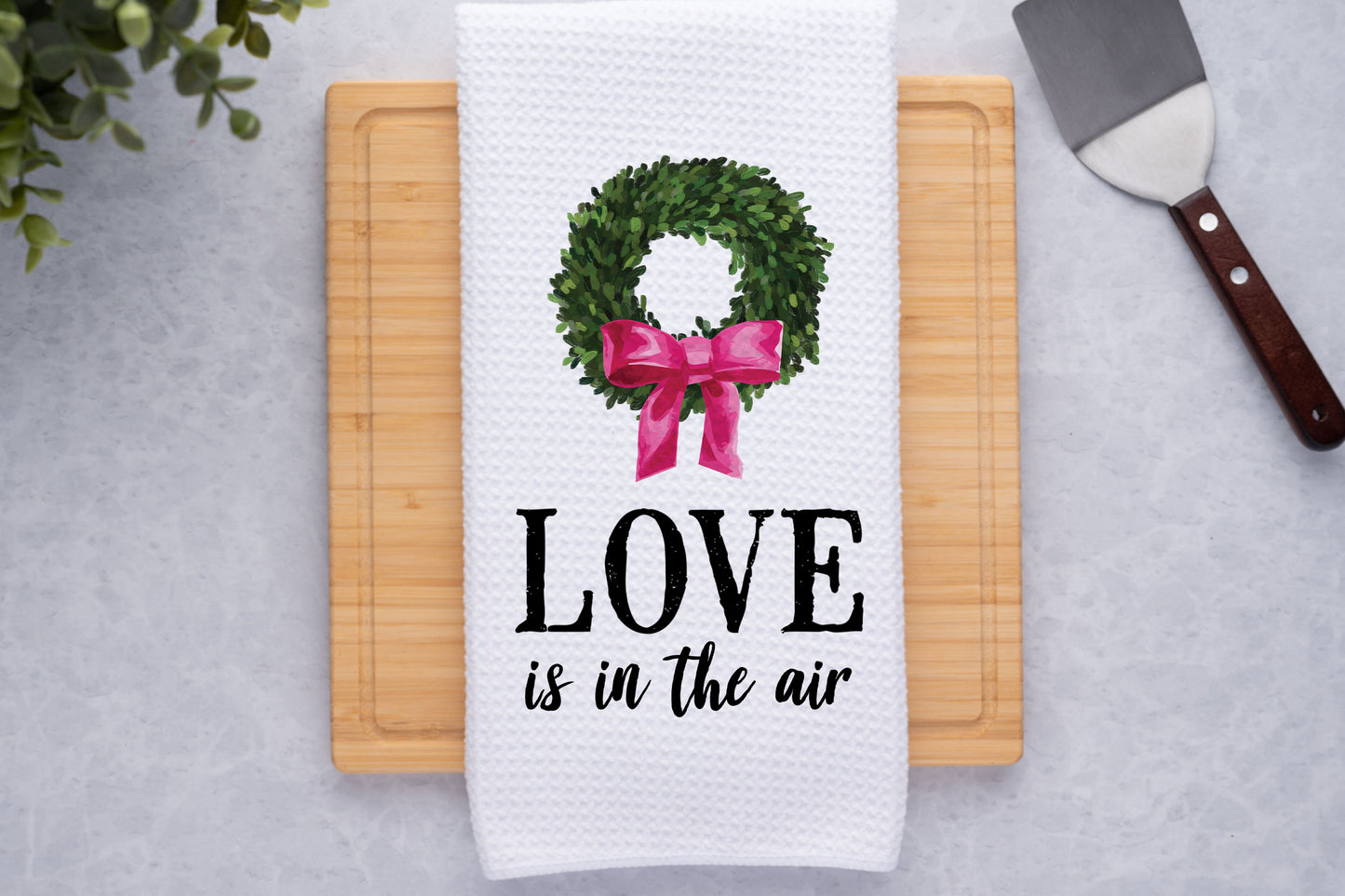 Love Wreath Valentine Towel