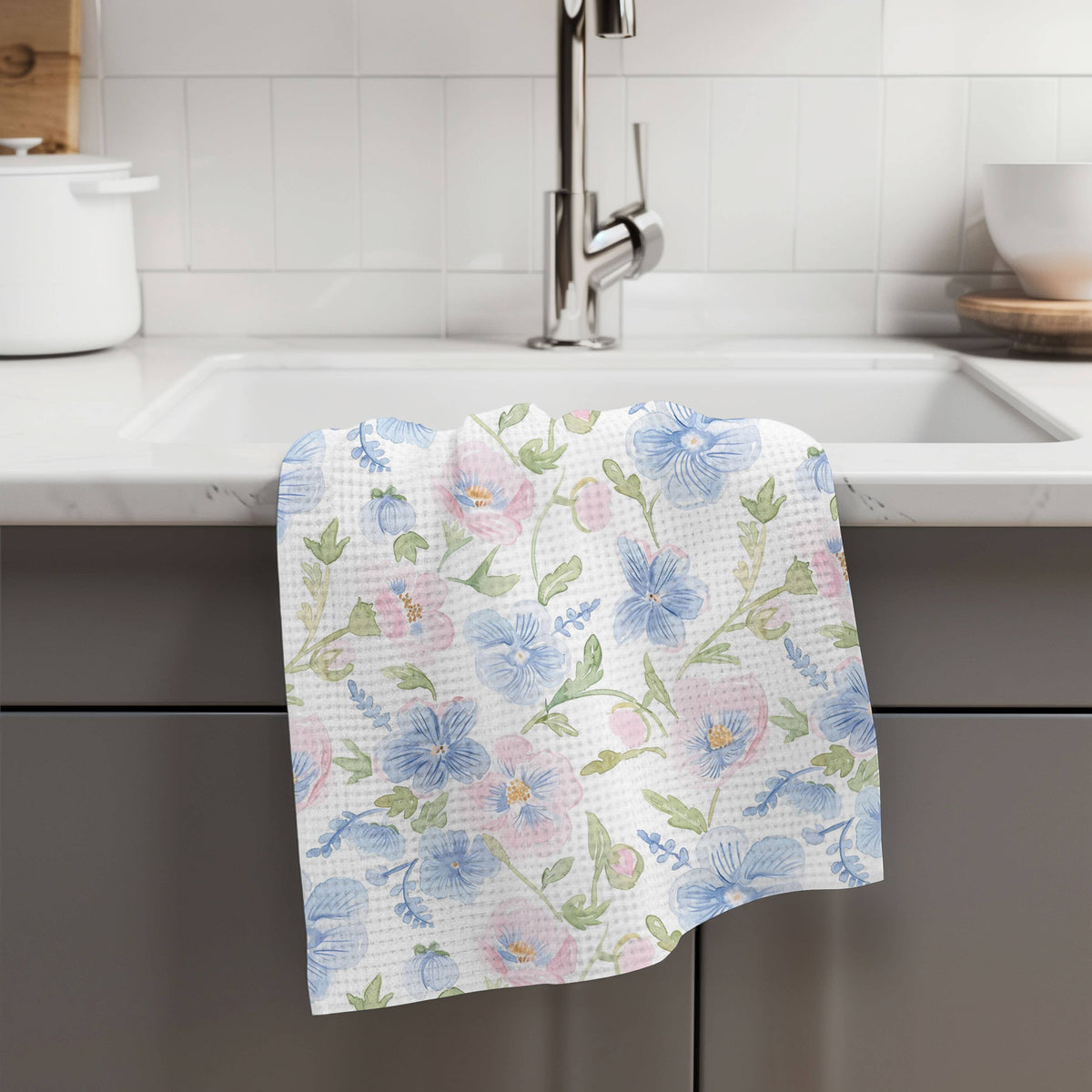 Chinoiserie Grandmillennial Kitchen Towel Blue Preppy Floral